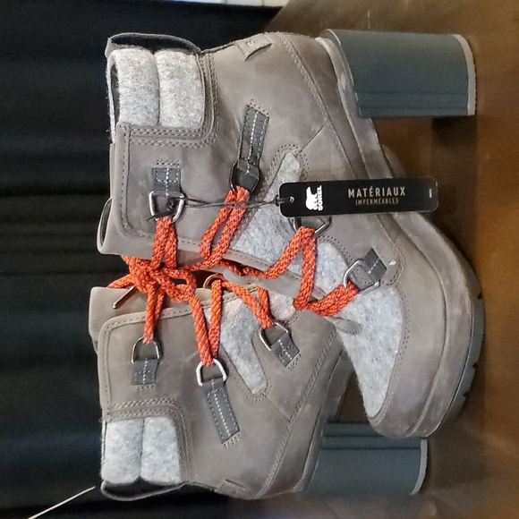 Sorel Blake lace ankle booties w size 7 NWT - Picture 6 of 10